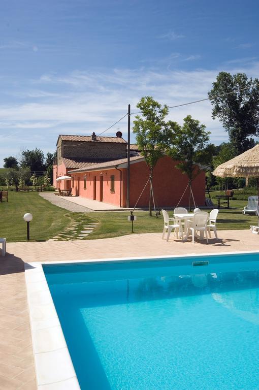 Ripa Agriturismo Casale Le Selvette المظهر الخارجي الصورة