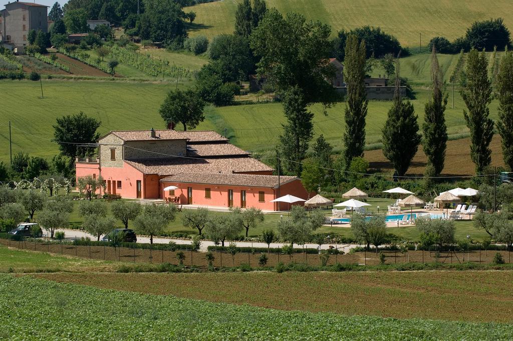 Ripa Agriturismo Casale Le Selvette المظهر الخارجي الصورة